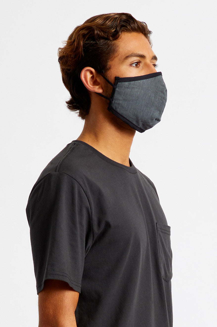 Mascarilla Brixton Antimicrobial 4-Way Stretch Unisex Negros | EJKQCF840